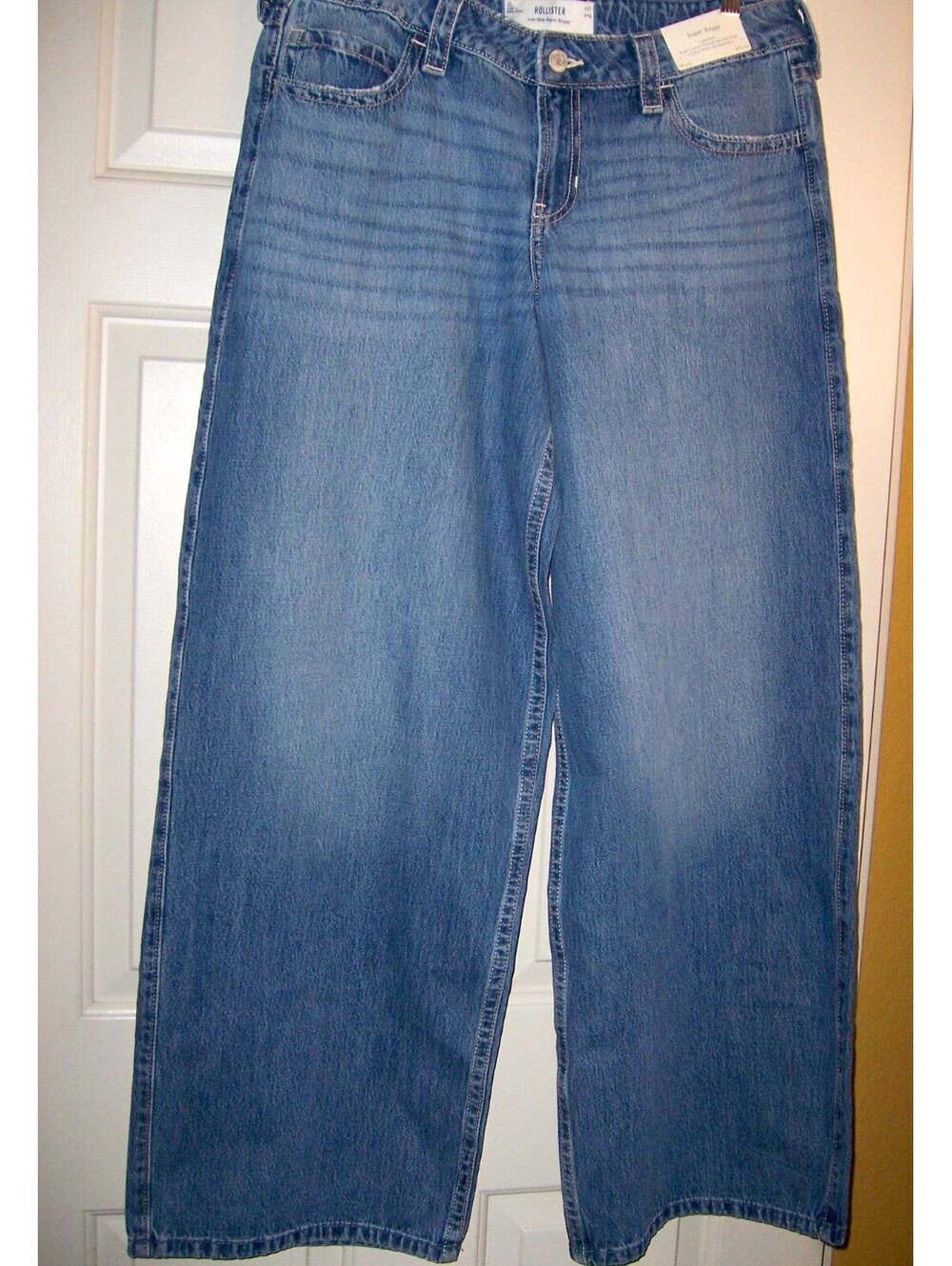 NWT Hollister Low-Rise Super Baggy Wide-Leg Jeans-12L/31